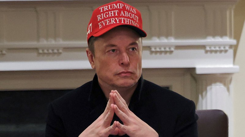 Elon Musk bows out of politics to try to rescue Tesla