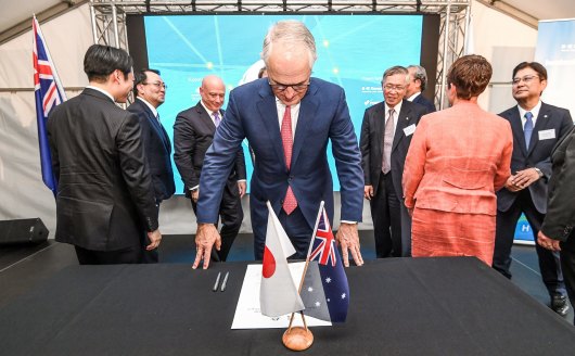 Prime Minister Malcolm Turnbull announcing a joint project with Japan to develop and export hydrogen fuel made from brown coal in the Latrobe Valley. 