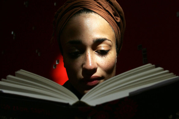 Zadie Smith dismisses the latest literary 'fad'