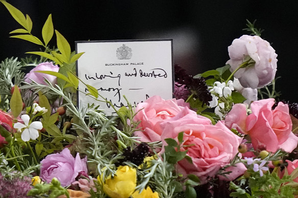 A note on top of Queen Elizabeth II’s coffin at her funeral.