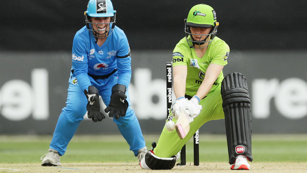 Heather Knight improvises with a reserve sweep on her way to 83 from 39 balls.