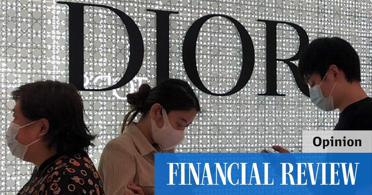 Big Bling: China's richest shoppers hold the key to luxury spending's future - Vimarsana News