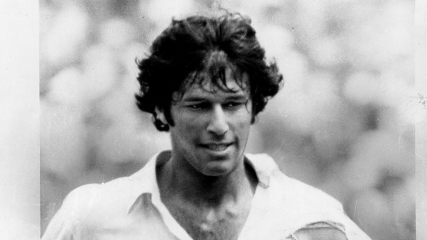 Pakistani cricketer Imran Khan was one of the first international players to register for World Series cricket.