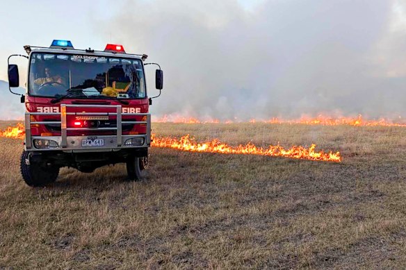 Victoria’s auditor-general says the state needs to spend $1.5 billion on its firefighting fleet by 2034.