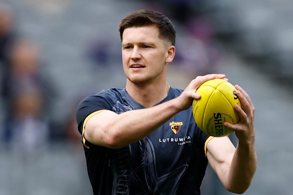 Mitch Lewis pre-game.