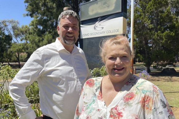 South Perth MLA Geoff Baker and Education Minister Sue Ellery in 2021, announcing funding for a new canteen and covered area for the school as part of a COVID-19 recovery plan. 