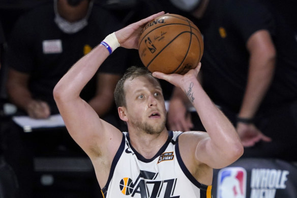 Australia's Joe Ingles takes a shot in the second half against the Pelicans.
