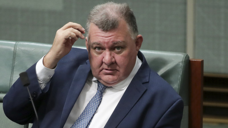 Craig Kelly calls for party room clarification as emission ...
