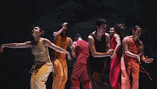 Vista by Stephanie Lake Company at the Malthouse Theatre.