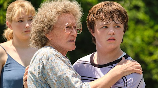 Hillbilly Elegy was turned into a Ron Howard film. Glenn Close, who plays Mamaw, comforts a young Vance, played by Owen Asztalos.