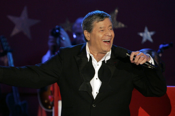 Jerry Lewis performing in 2005.