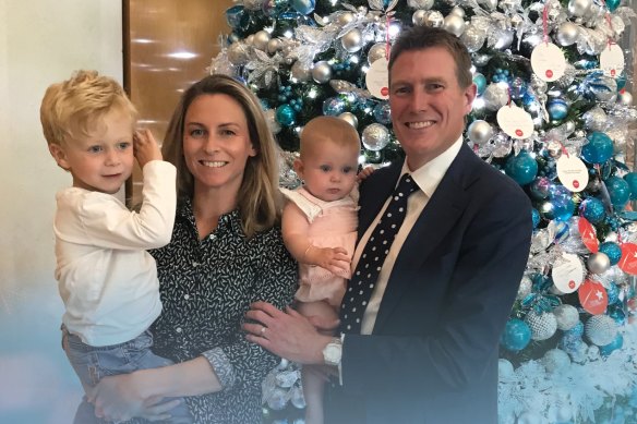 Christian Porter with his former wife Jennifer and children Lachlan and Florence in a 2018 digital Christmas card on Facebook.