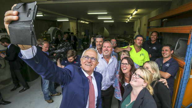All the selfies in QLD couldn't save Malcolm Turnbull from a rout in Longman
