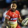 Boosted by Hammer’s wonder try, Dolphins beat Sharks in thriller