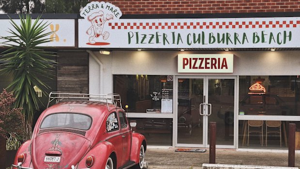 Terra & Mare Pizzeria in Culburra Beach.