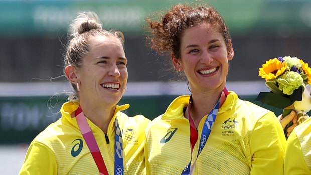 Two contrasting journeys, one golden result for Melbourne rowers