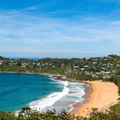 Foxtel and ex-News Corp exec sells $8.6m beach house, buys a country home