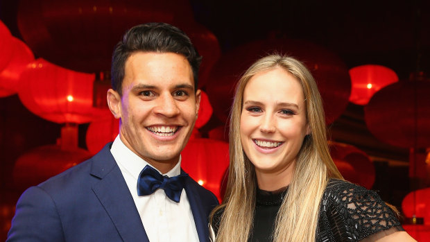Happier times: Ellyse Perry and her husband Matt Toomua at the 2016 Allan Border Medal ceremony in Melbourne.