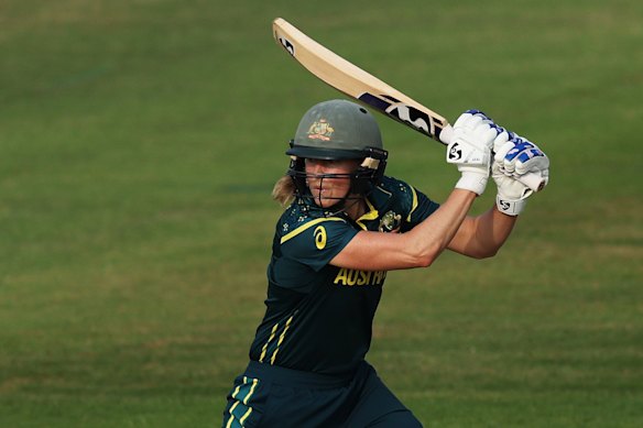 Ellyse Perry delivered another stylish and powerful innings to steer Australia to victory.