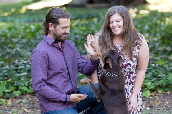 Glenn Morton, left, pictured with his wife, Carly. Glenn suffered a fatal allergic reaction to a bee sting in 2018.