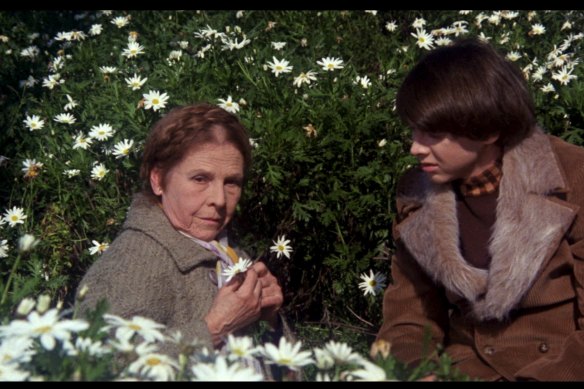  Harold and Maude
Ruth Gordon & Bud Cort