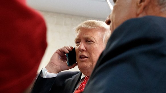 Donald Trump loves working the phones. 
