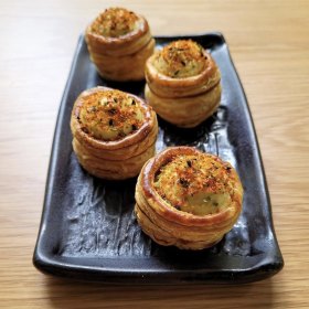 Sweetcorn custard vol-au-vents at Monopole.