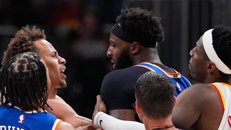 Watch: Dyson Daniels ejected for elbow after fiery NBA brawl