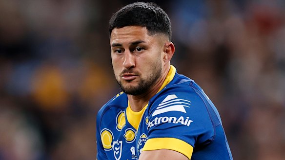 Dylan Brown will join the Knights on the richest deal in NRL history next season.