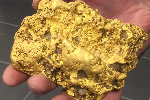 A 2kg gold nugget worth roughly $130,000 that has been found on the outskirts of Ballarat. 