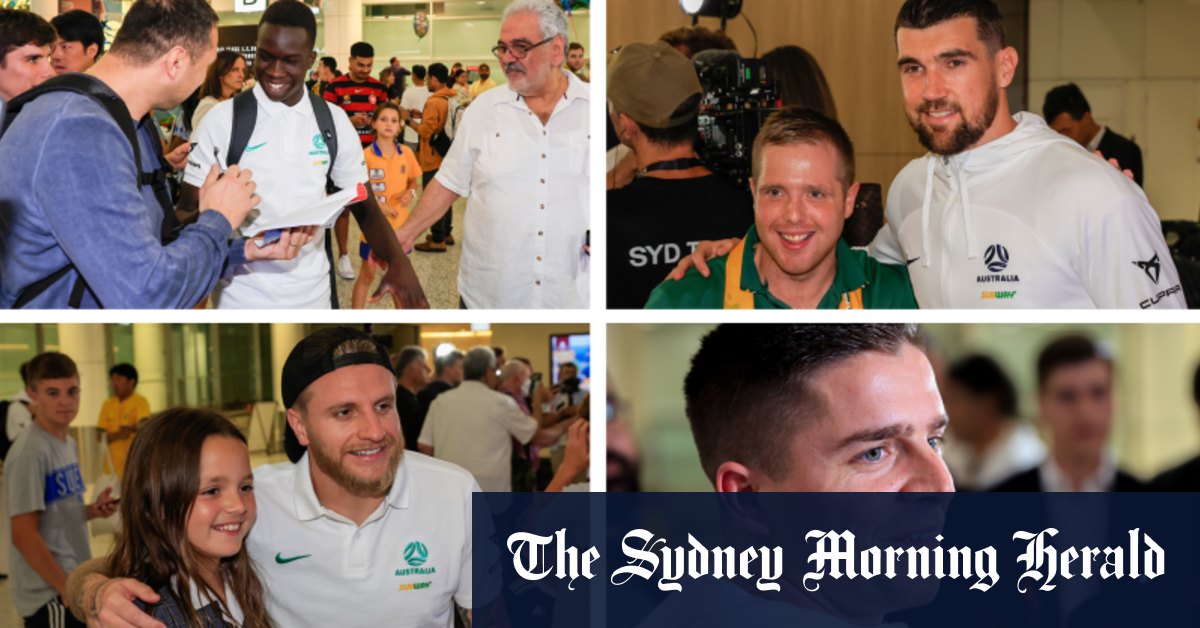FIFA World Cup 2022: Socceroos arrive home with smiles – and Messi's jersey - Vimarsana News