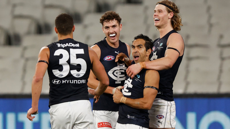 picture Carlton Vs North Melbourne 2021 https www theage com au sport afl afl 2021 live updates north take on bombers and pies play blues in sunday full of rivalry 20210716 p58aem html