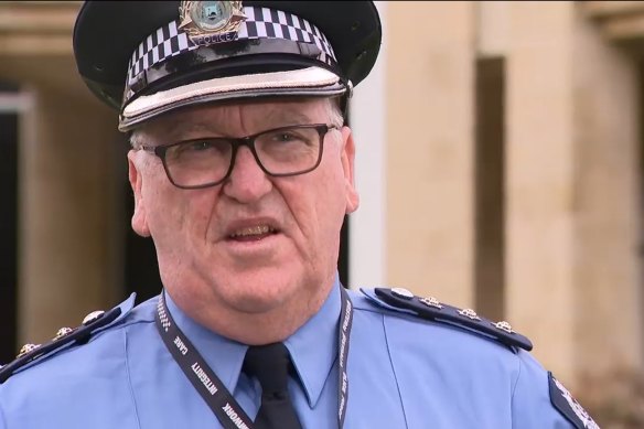 Detective Inspector Peter Morrissey said police were hunting down those responsible for stabbing a man on Wednesday.
