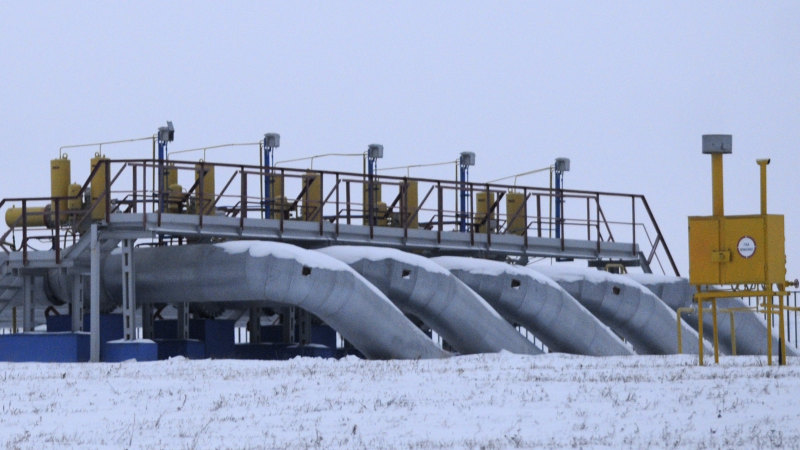Russian forces walked inside a gas pipeline to attack Ukrainian troops from rear