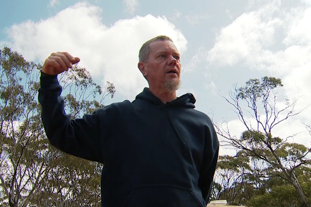 Derek Bell saw flames towering above tree tops in Renmark on Sunday and he ran to help.