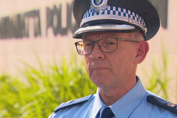 Superintendent Barry Vincent is turning to the public for help finding the mother.