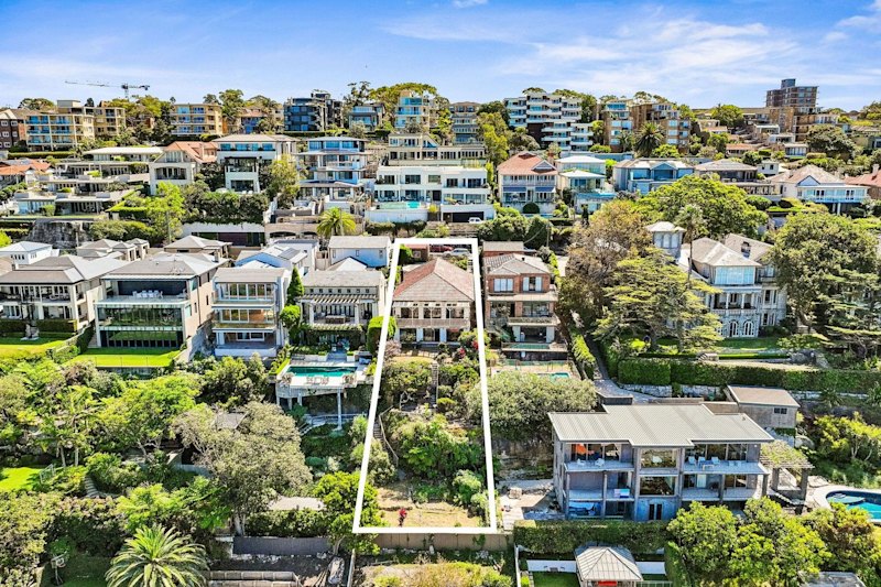 Mosman local beats six others for $16.1 million ‘knockdown’ at auction