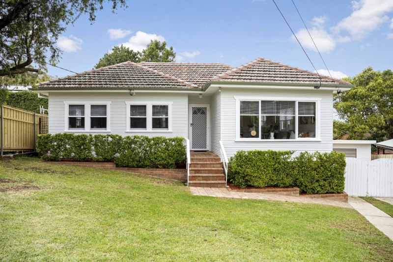 Flipping heck! This house sold for $500,000 more in three months