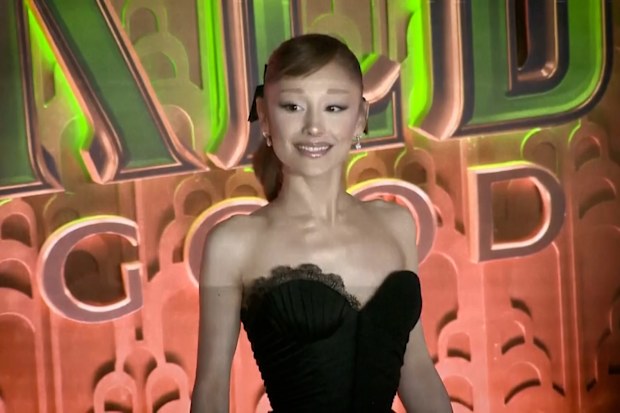 Ariana Grande asks photographers to stop yelling at her at Wicked: For Good premiere in New York