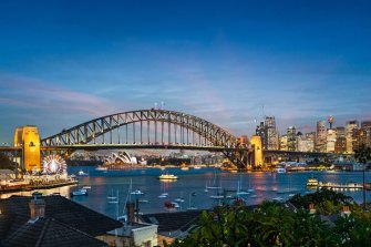 The views on offer in Lavender Bay made it a popular choice for buyers. 