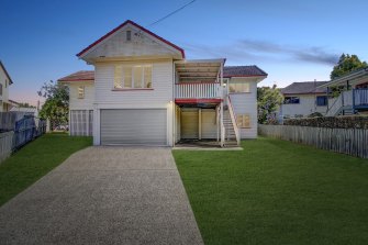 A three-bedroom Greenslopes house ready for renovation recently sold for $935,000, just above the suburb’s median house price.