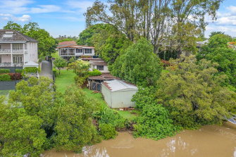 Brisbane’s top sale of the weekend went for $3.275 million.