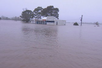 Ngập lụt ở Windsor, phía tây bắc Sydney, hôm thứ Tư.