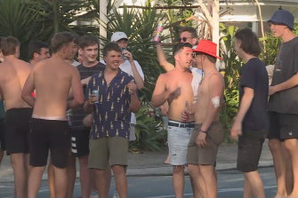 Guests at a holiday park in Byron Bay, pictured here on Friday night, have been told to isolate after a COVID-19 outbreak. 