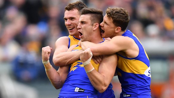 Elliot Yeo goals shortly before the final break.