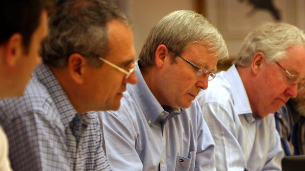 Ken Henry with Kevin Rudd at a meeting of the Strategic Priority and Budget Committee in Parliament House during the GFC in 2008. 