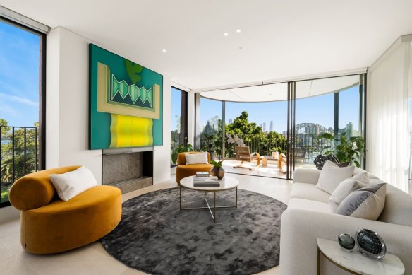 Peter Horwitz is selling his sub-penthouse in the newly built Kurraba Residences.