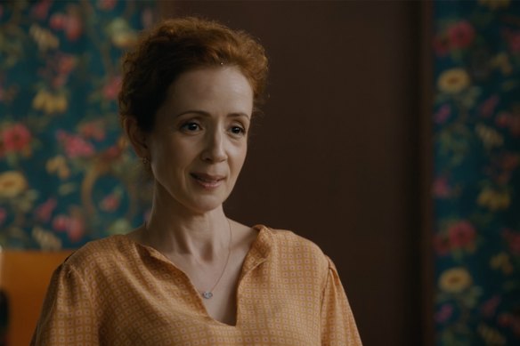 Dedicated therapist Joanne (Ana Maria Belo) is wracked with self-doubt in It’s Fine, I’m Fine.