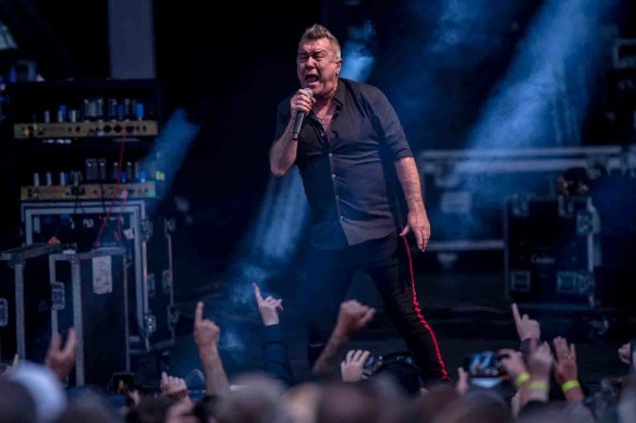 Jimmy Barnes with Cold Chisel at A Day On the Green, at Mt Duneed.