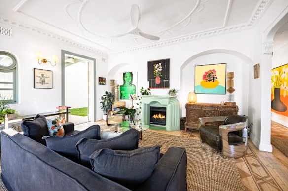 Film and TV production whiz Lizzy Nash is downsizing from her two-storey Coogee residence, listing it with a price guide of $7 million. 